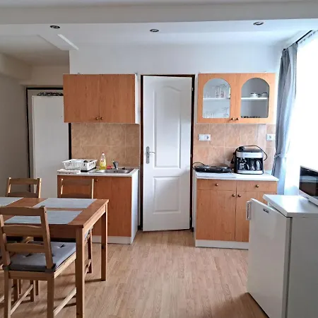 Nefelejcs Vendeghaz Guest house Balatonkenese